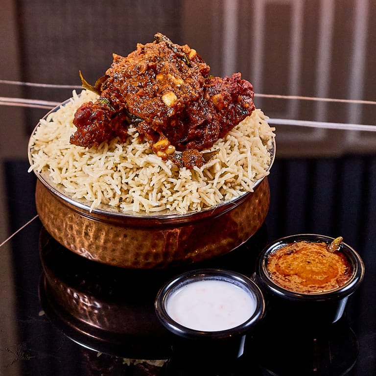 2x1 Bezawada Boneless Chicken Biryani
